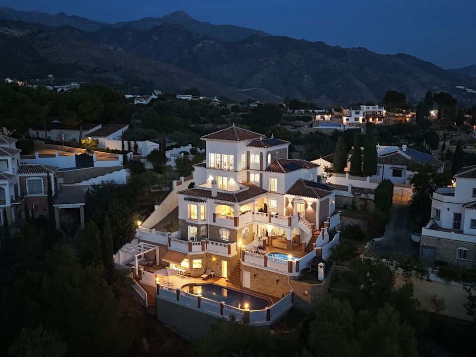 Landejendom i Frigiliana, Malaga - foto 1